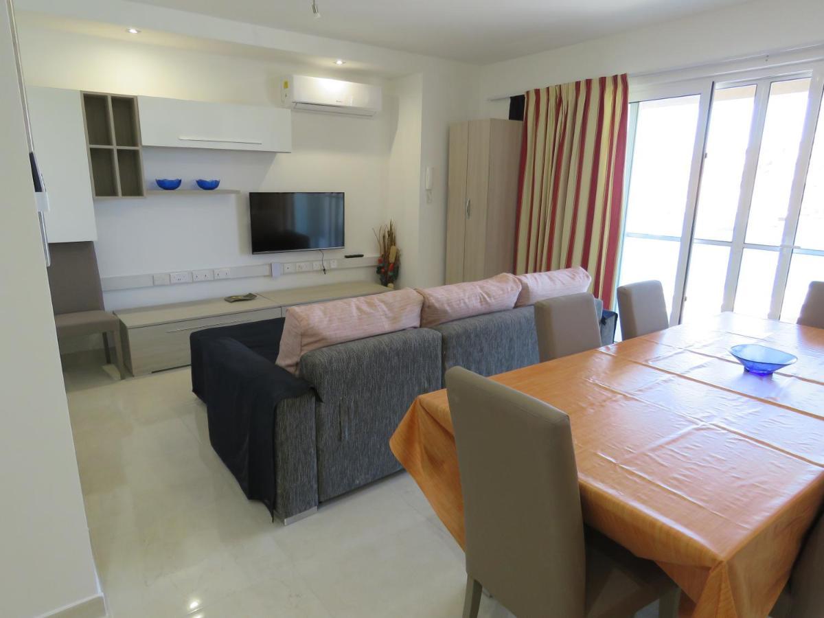 Aquamarine Sea Front Apartments - Second Floor Marsaskala Exteriör bild