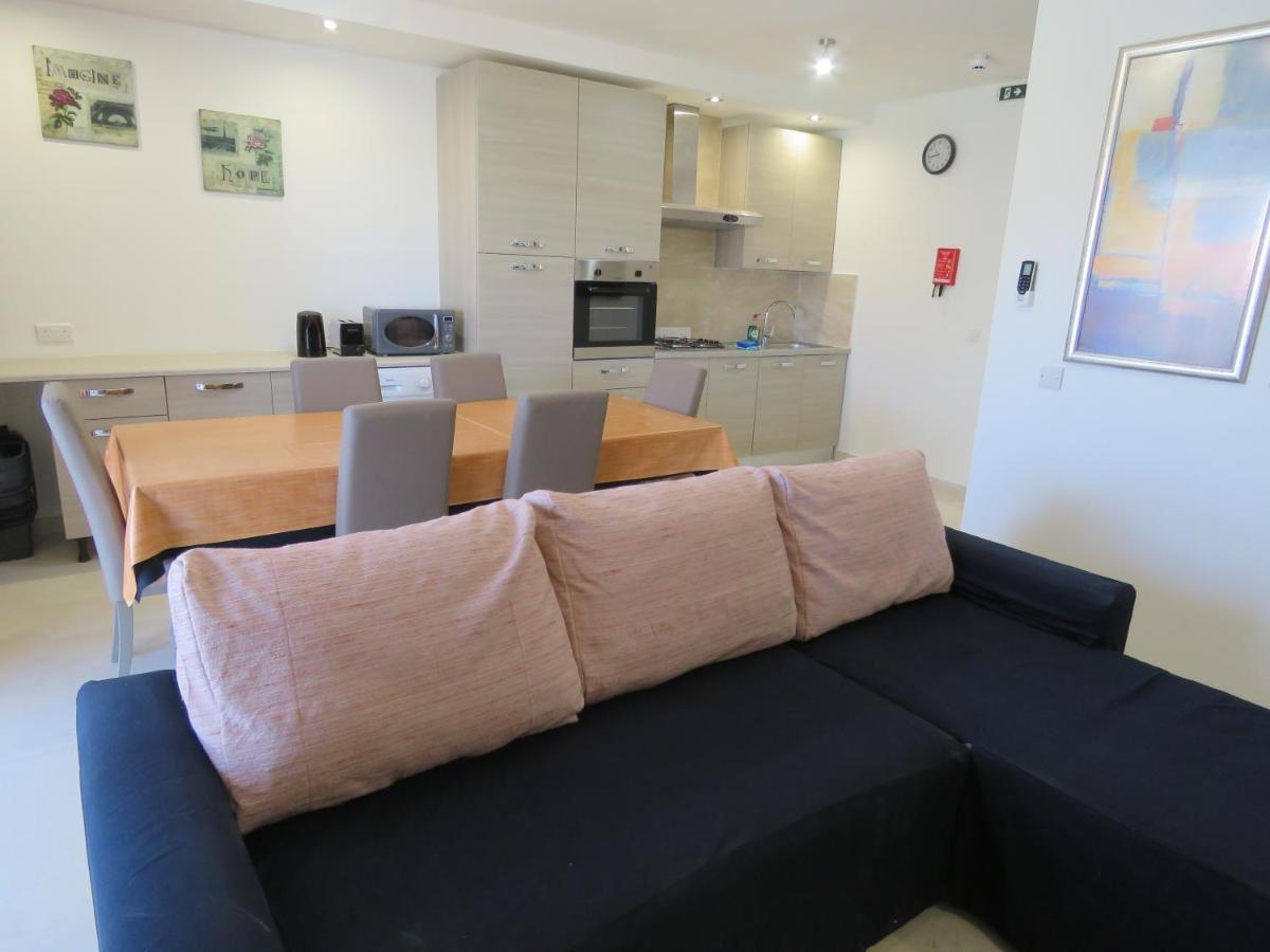 Aquamarine Sea Front Apartments - Second Floor Marsaskala Exteriör bild